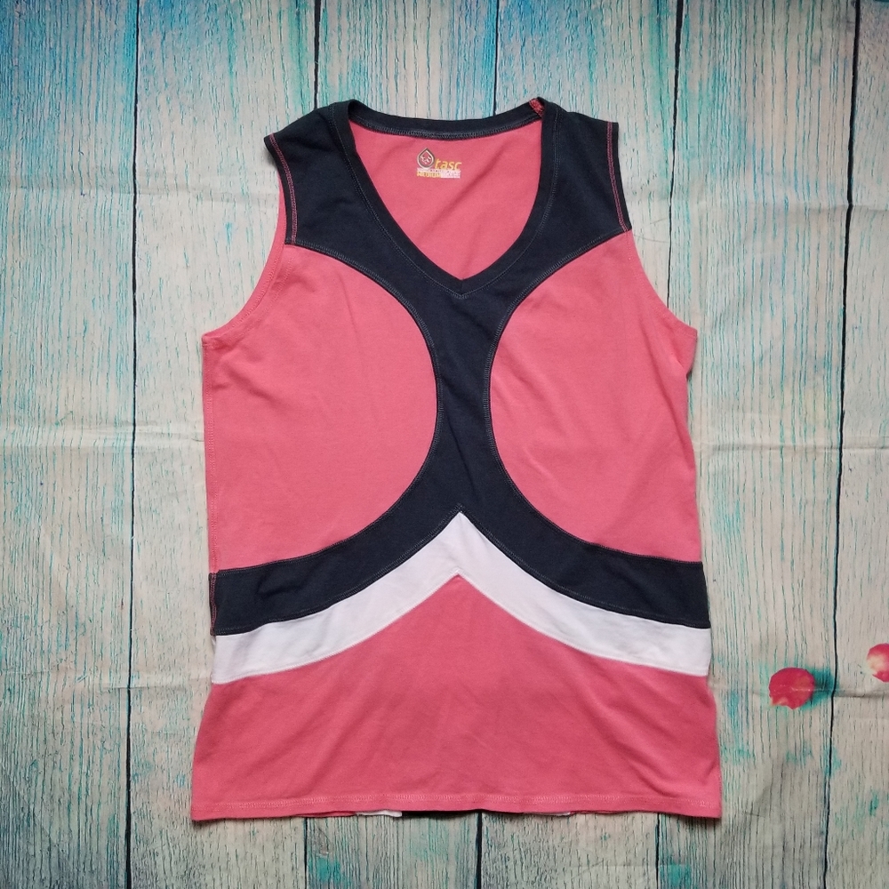 Tasc performance sleeveless top size M